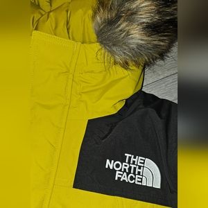 The North Face Men’s McMurdo Waterproof Parka In Mineral Gold
